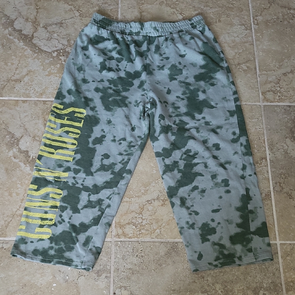 60 % Cotton Green Tie-Dye Cropped Sweatpants/ Lounge Pants - Guns N' Roses XL